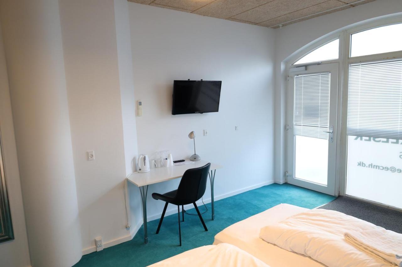 Motel Sindal Bagian luar foto